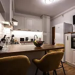 Cozy Corner - Civic Center, Free Parking, Garden With Bbq * براشوف