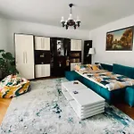 Cozy Corner - Civic Center, Free Parking, Garden With Bbq شقة
