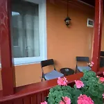Cozy Corner - Civic Center, Free Parking, Garden With Bbq Apartment *