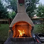 Cozy Corner - Civic Center, Free Parking, Garden With Bbq * Brasov