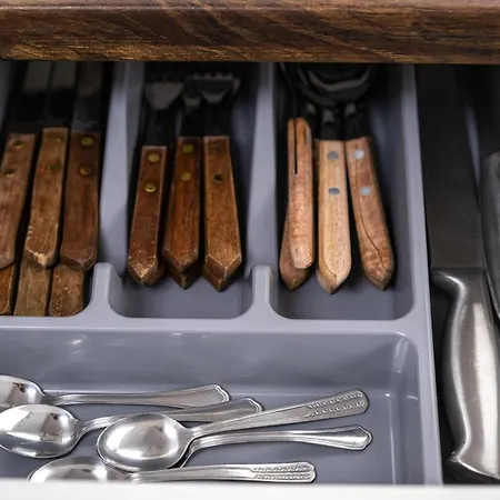 Cozy Corner - Casa Centrul Civic Si Parcare *