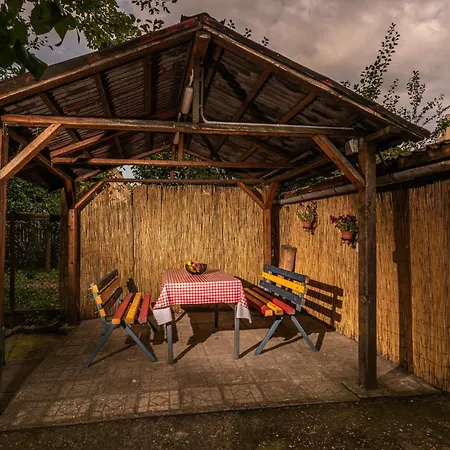 Cozy Corner - Casa In Centrul Civic Apartamento Braşov