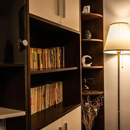 Cozy Corner - Casa In Centrul Civic