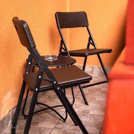 Apartment Cozy Corner - Civic Center, Free Parking, Garden With Bbq