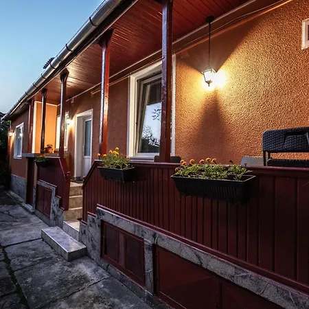 Cozy Corner - Casa In Centrul Civic
