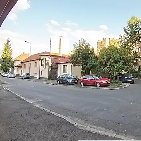 Cozy Corner Guesthouse - Civic Center Apartment *