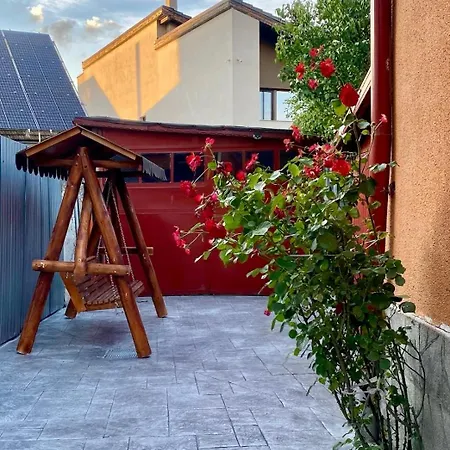 Apartment Cozy Corner - Civic Center, Free Parking, Garden With Bbq *