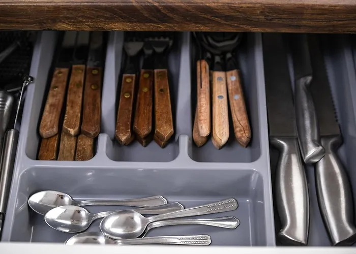 Cozy Corner - Civic Center *