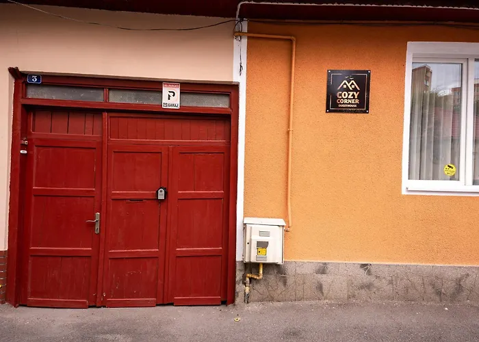 Cozy Corner - Civic Center *