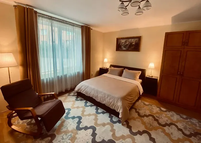 Cozy Corner - Civic Center *