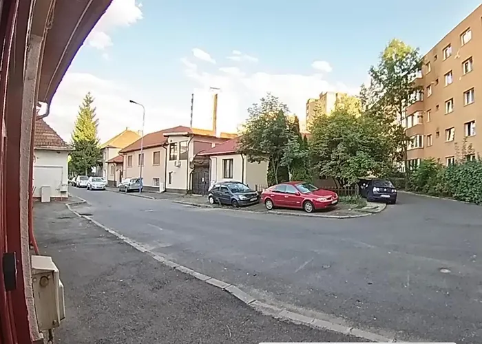 Cozy Corner - Civic Center Apartment *